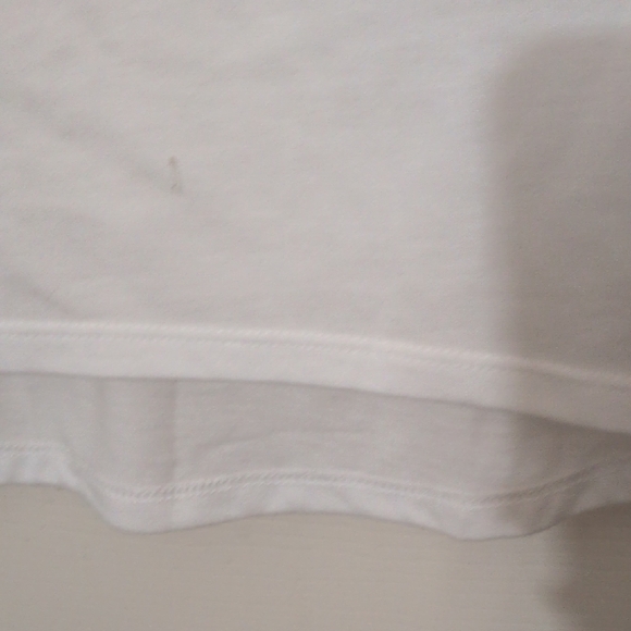 Disney Mickey Mouse Women's Tee - White with ♥️, 💛, 💙 Surfer! - Picture 7 of 9